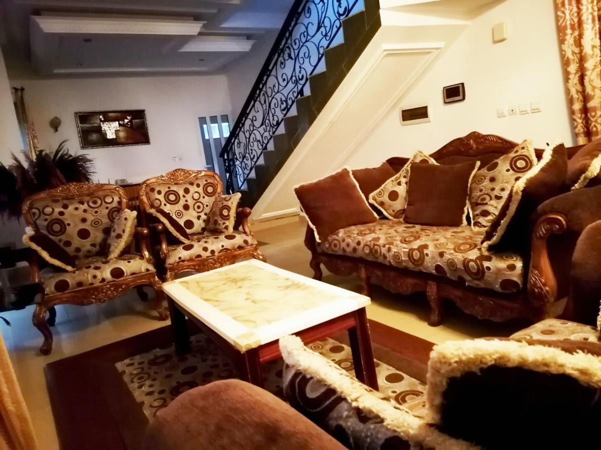Hotel Residence Jeanne D'Arc Cotonou Buitenkant foto