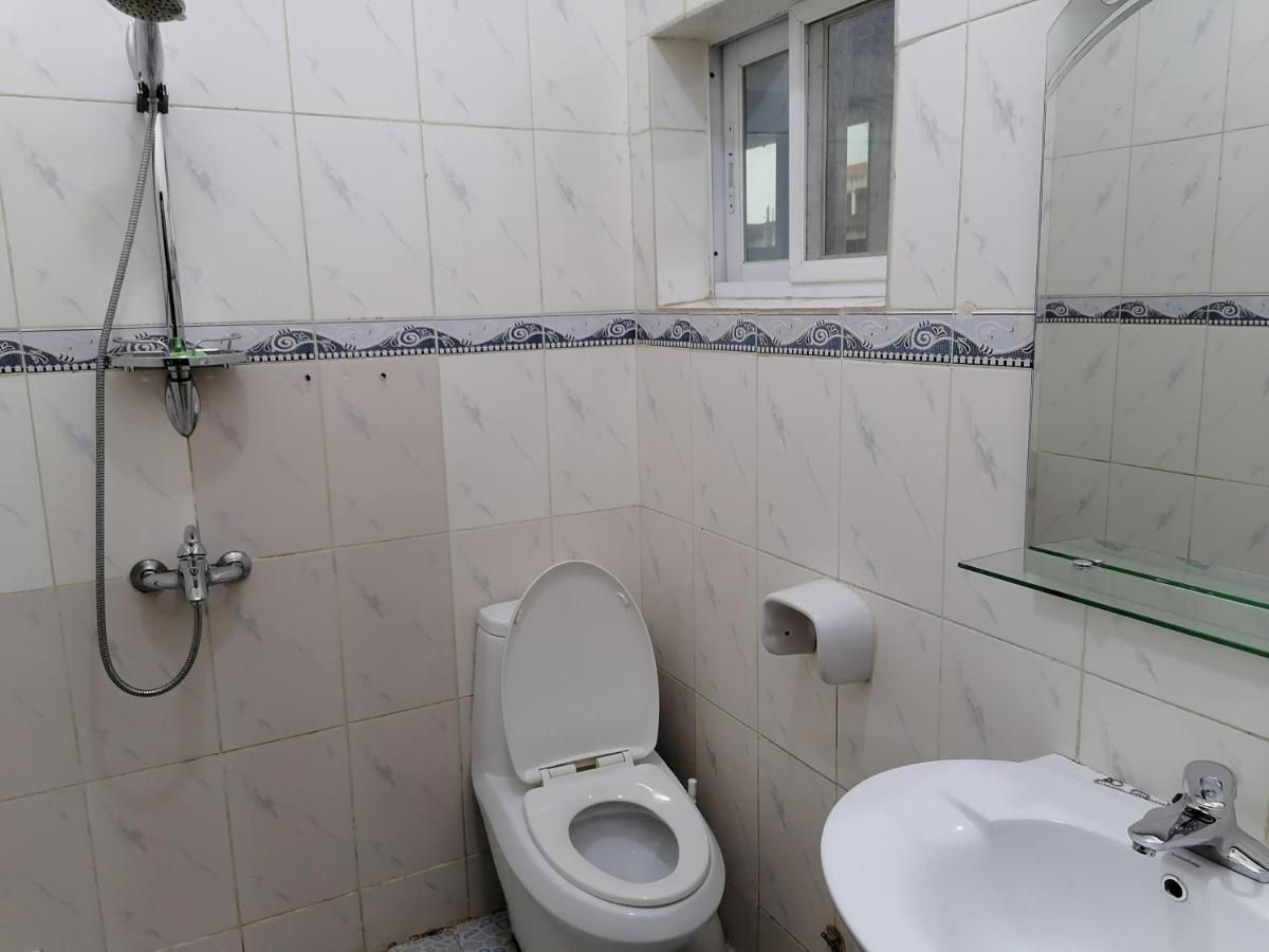 Hotel Residence Jeanne D'Arc Cotonou Buitenkant foto